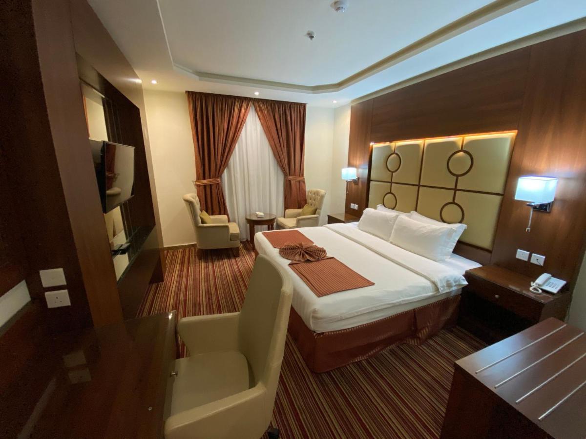 La Defence Blue Hotel Jeddah Eksteriør billede