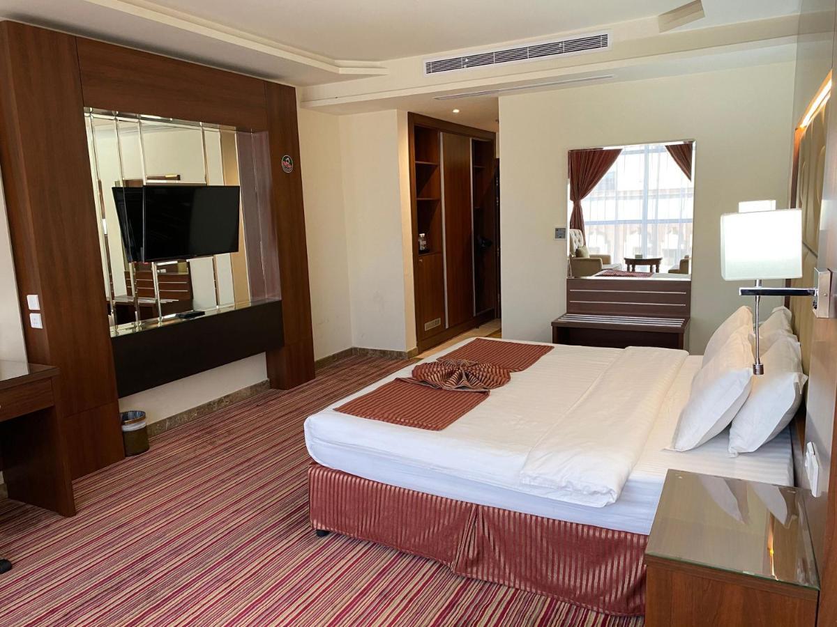 La Defence Blue Hotel Jeddah Eksteriør billede